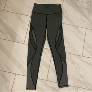 NWOT Aerie Mesh Leggings